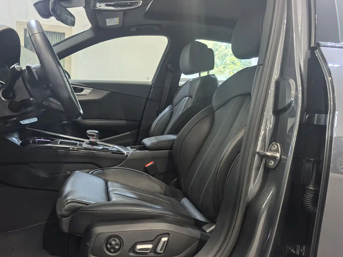 Audi A4L 2024 40 TFSI quattro RS Kit Speed Edition фото 8