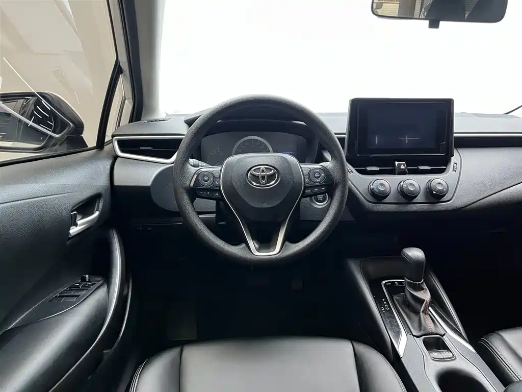 Toyota Corolla 2022 1.2T S-CVT Pioneer PLUS Edition фото 18