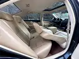 Фото 10 - Toyota Camry