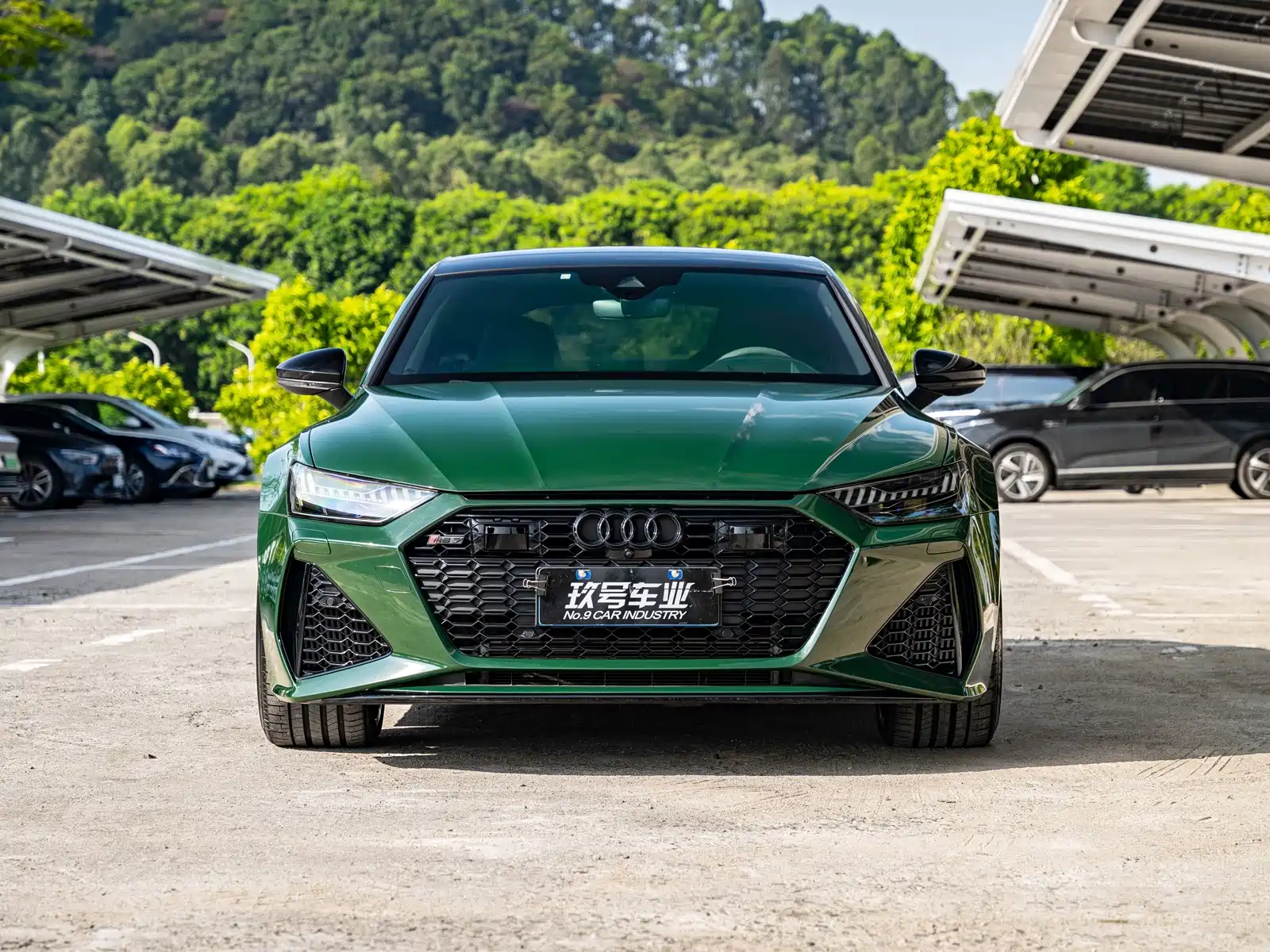 صورة 2 - Audi RS 7