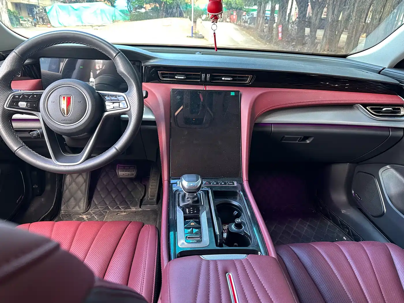 Hongqi H5 2024 2.0T Automatic Smart Connect Flag Smooth Edition фото 5