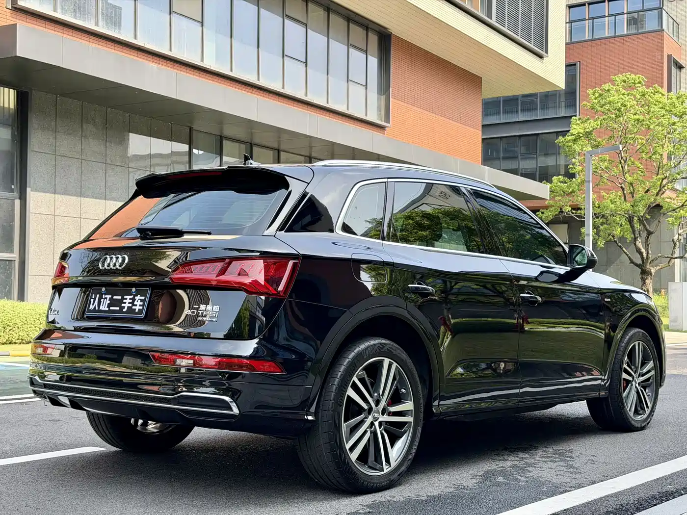 Audi Q5L 2020 Facelift 40 TFSI Honor Progressive фото 5