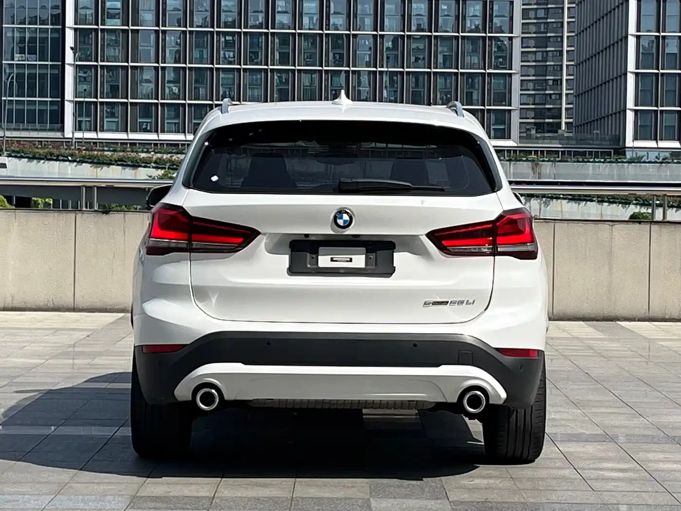 BMW X1 2022 sDrive25Li Leading фото 4