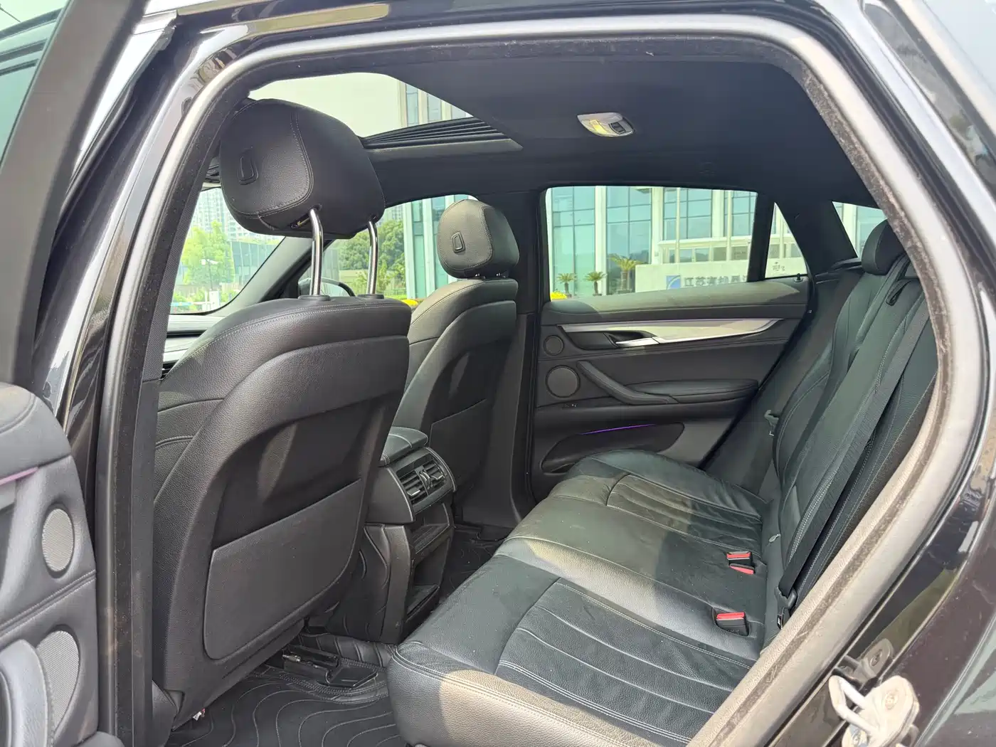 BMW X6 2018 xDrive35i Leading Model фото 20