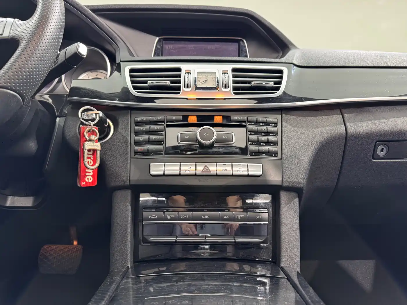 Mercedes-Benz E-Class 2014 E 260 L Sport фото 26