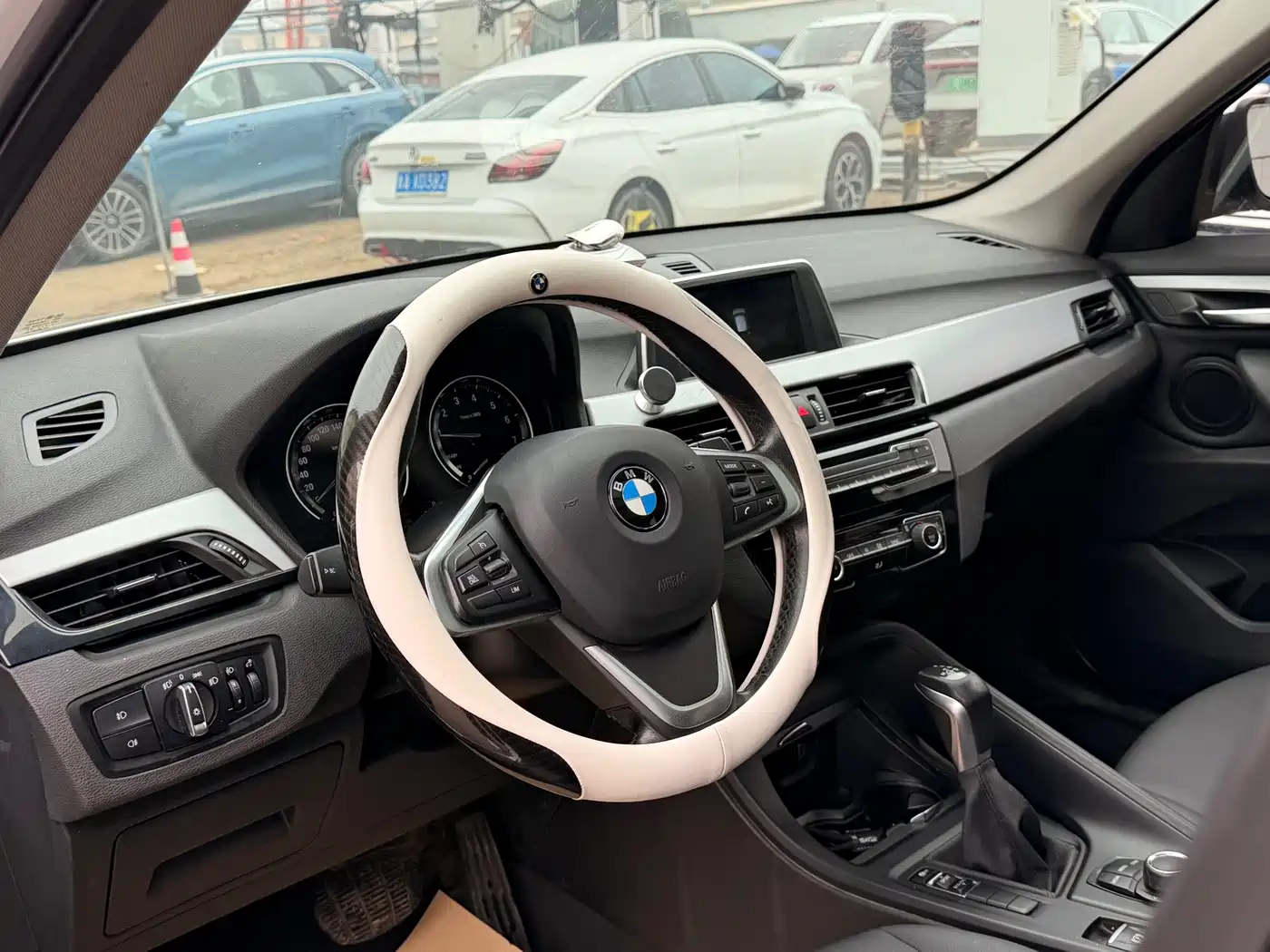 BMW X1 2018 sDrive18Li Fashion Model фото 10