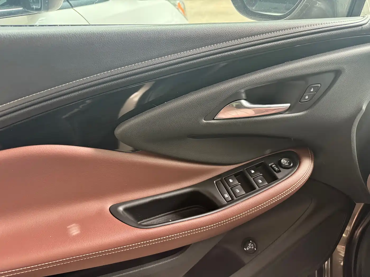 Buick Envision Plus 2018 20T 2WD Luxury фото 6