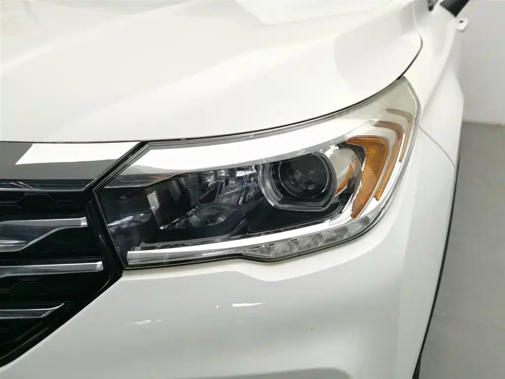 GAC Trumpchi Trumpchi GS4 2016 235T Manual Luxury Edition фото 7