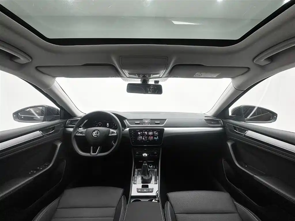 Škoda Superb 2023 Facelift TSI280 DSG Premium Edition фото 10