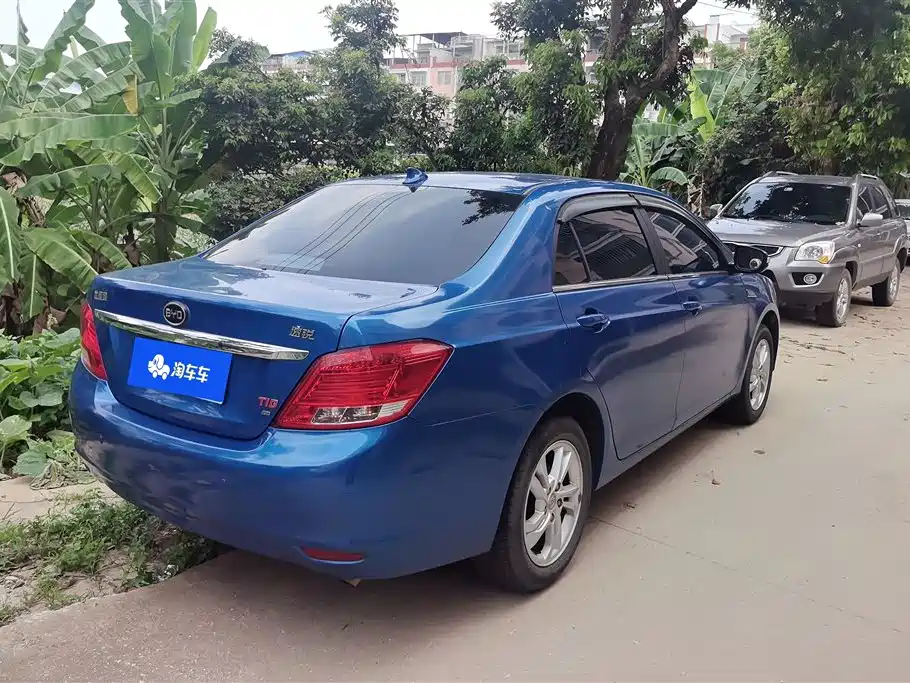 BYD Surui 2014 1.5TID Automatic Luxury фото 3