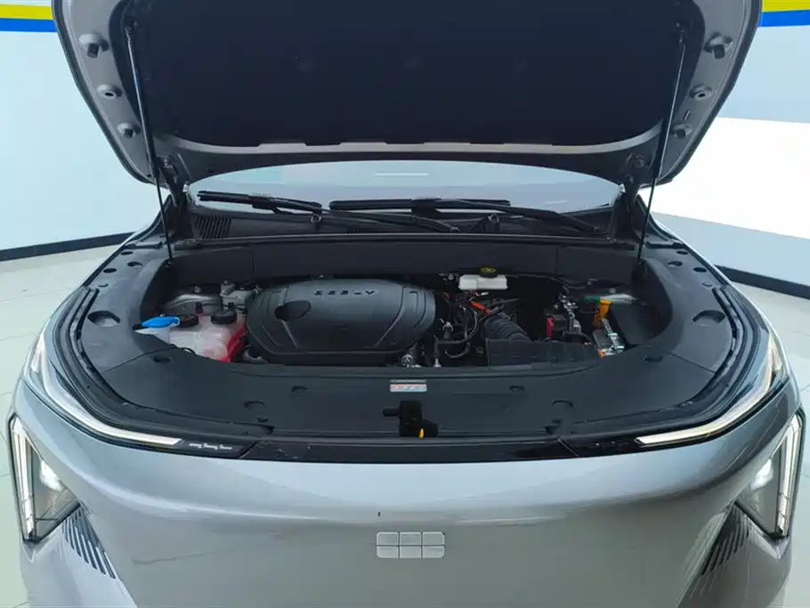 Geely Galaxy Galaxy L7 2023 1.5T 115km Starship фото 10