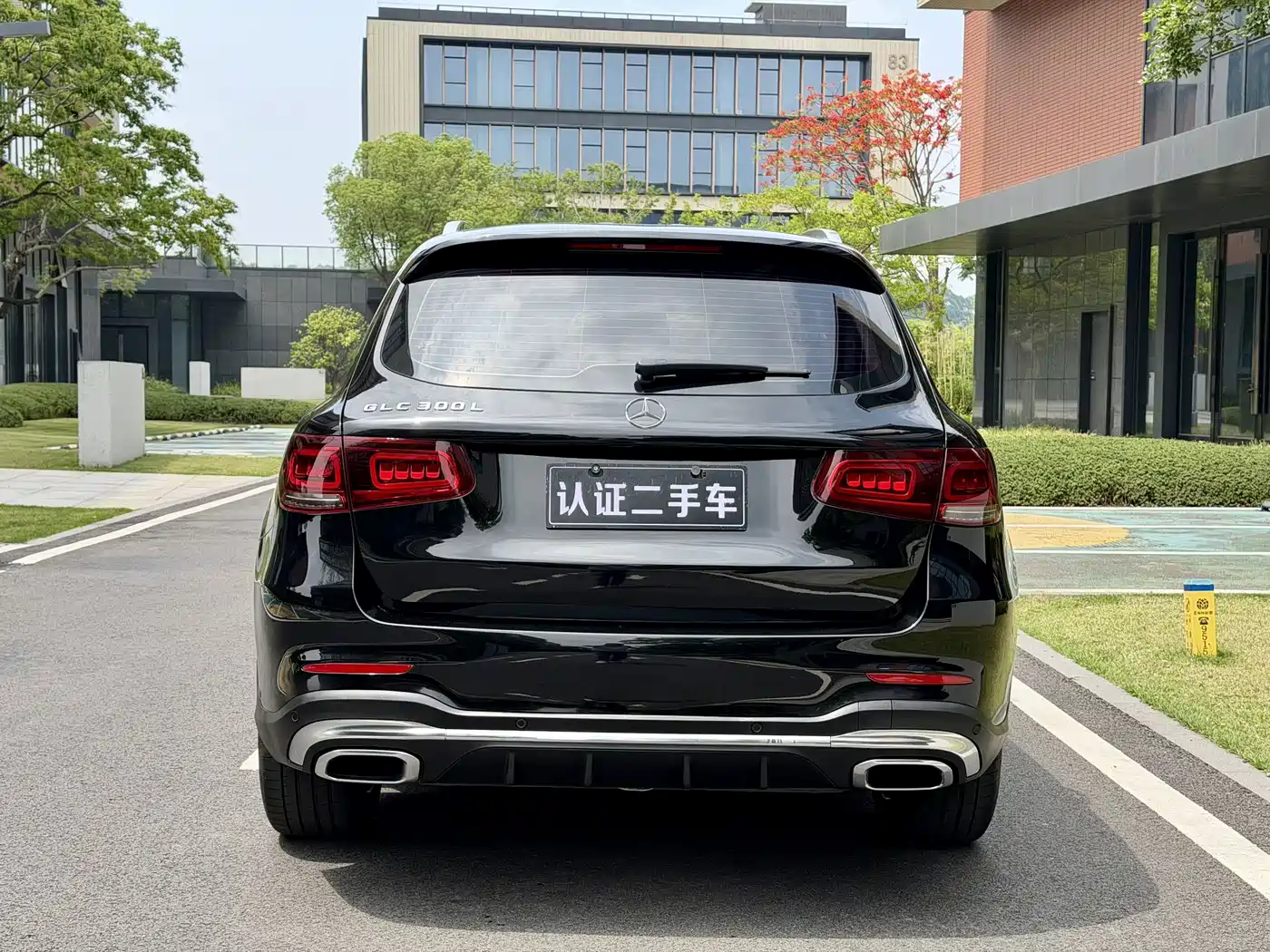 Mercedes-Benz GLC 2022 Facelift GLC 300 L 4MATIC Dynamic Collector's Edition фото 6