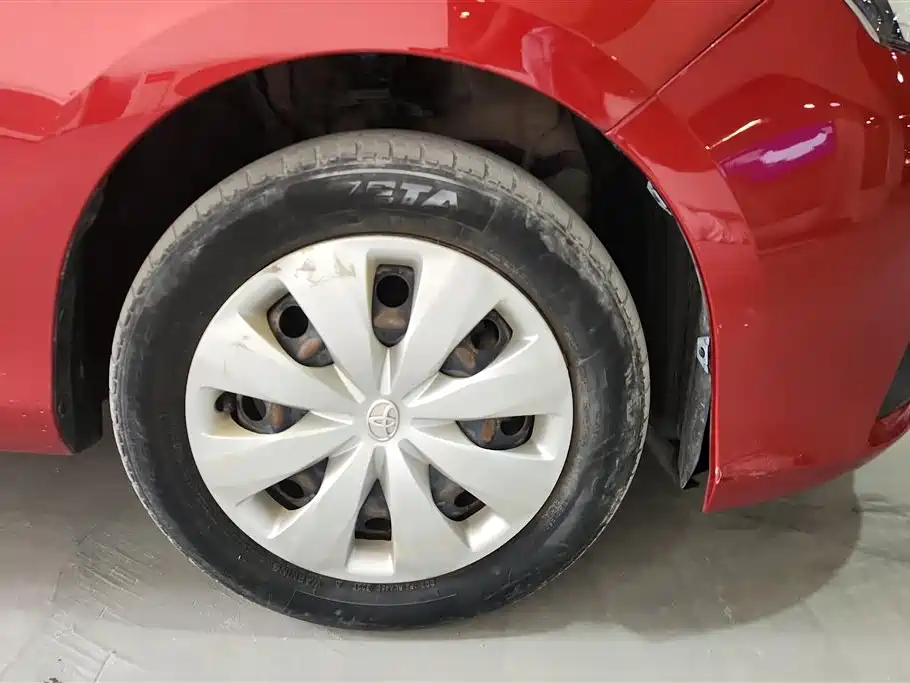 Toyota YARiS L Zhi Xuan 2015 1.5E Auto Charming Edition фото 6