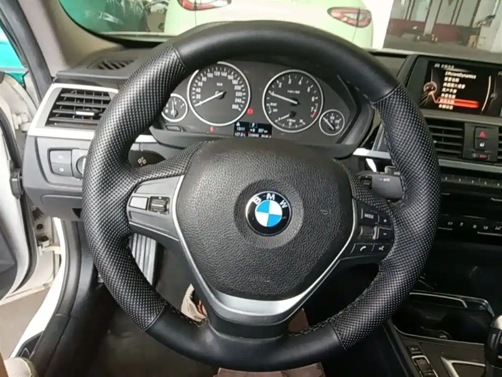 BMW 3 Series 2017 320Li Fashion фото 11