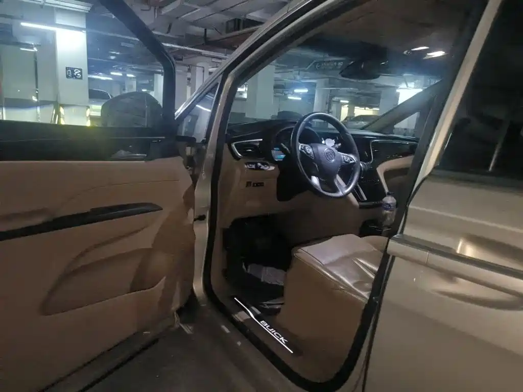 Buick GL8 2018 ES 28T Flagship Type China VI фото 14