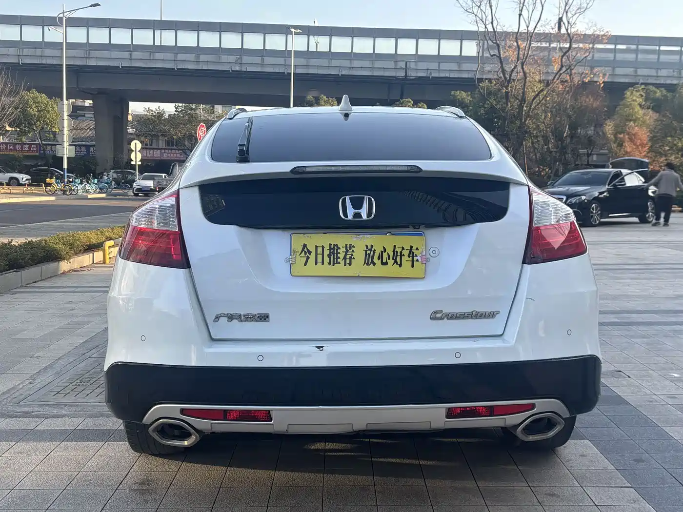 Honda Crosstour 2016 2.4L Luxury Navigation Edition фото 7