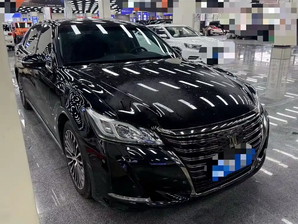 Toyota Crown 2018 2.0T Sport Edition фото 2