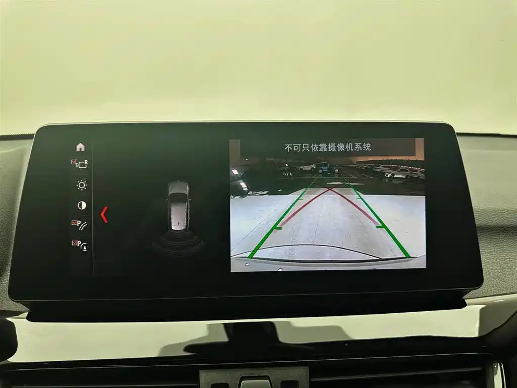 BMW X1 2021 Facelift sDrive20Li Fashion фото 14