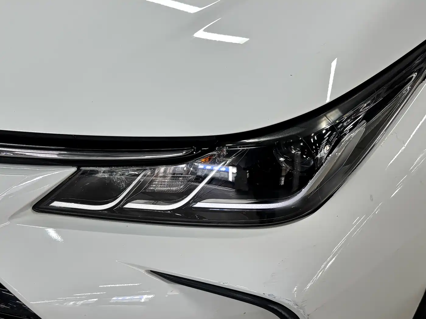 Toyota Corolla 2018 1.2T S-CVT GL Smart Edition фото 13