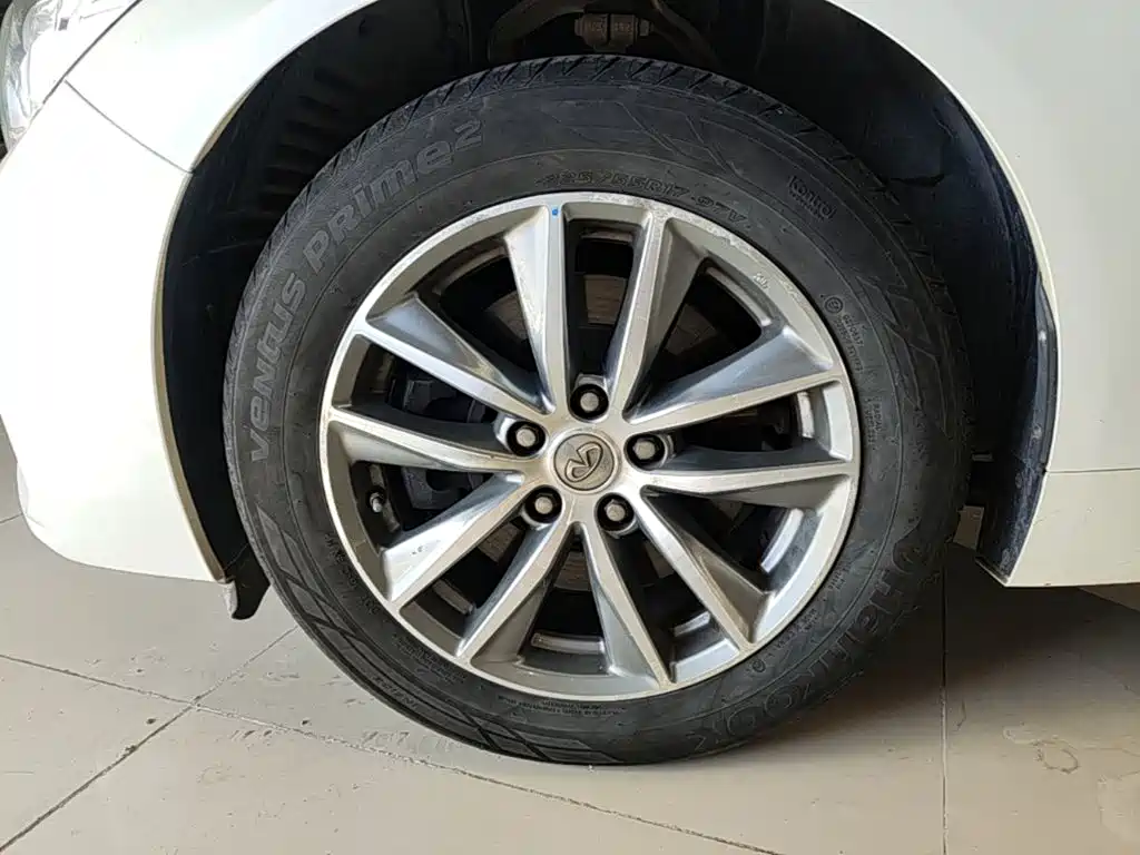 صورة 23 - Infiniti Q50L