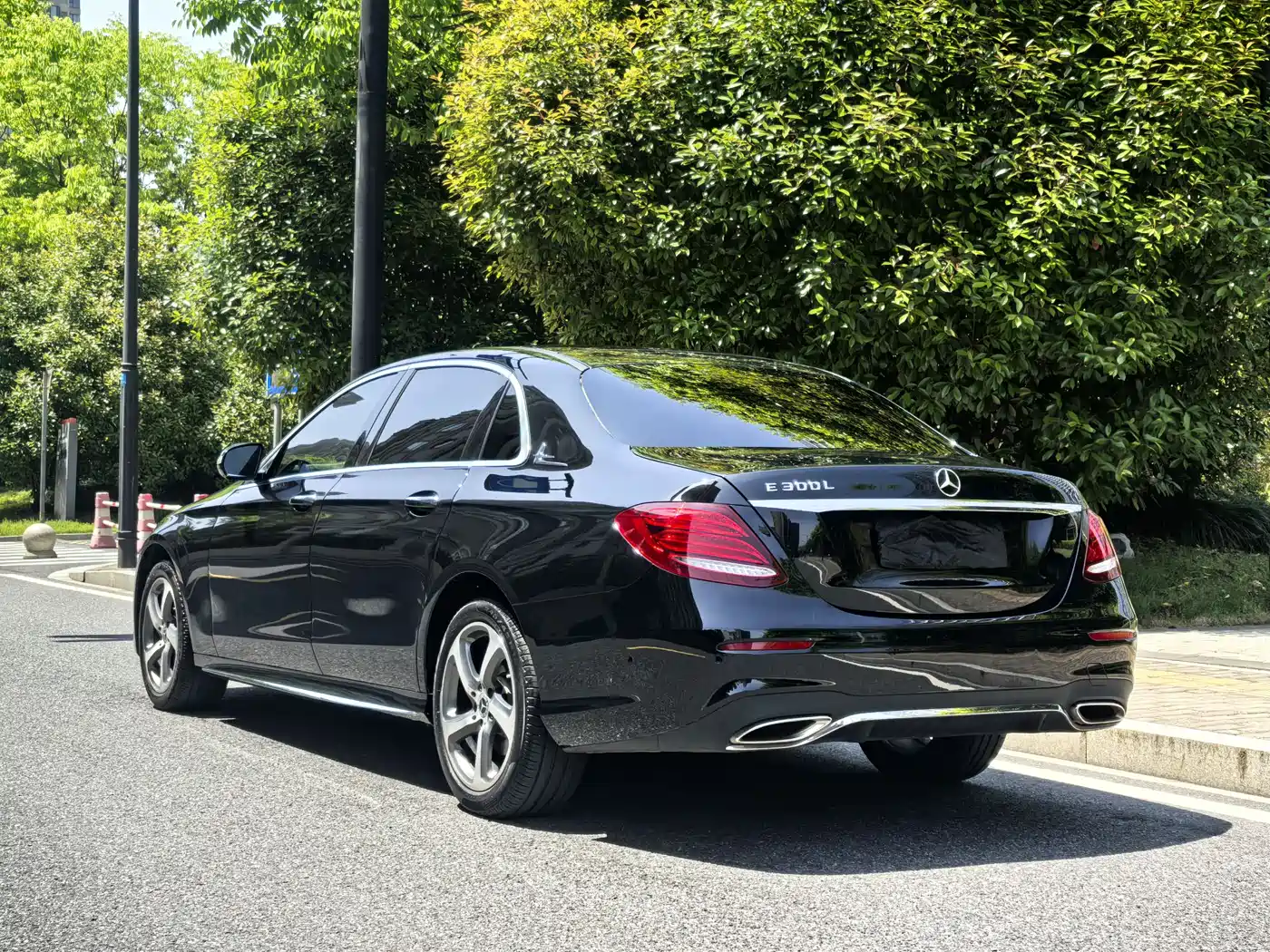 Mercedes-Benz E-Class 2019 Facelift E 300 L Sport Fashion фото 5
