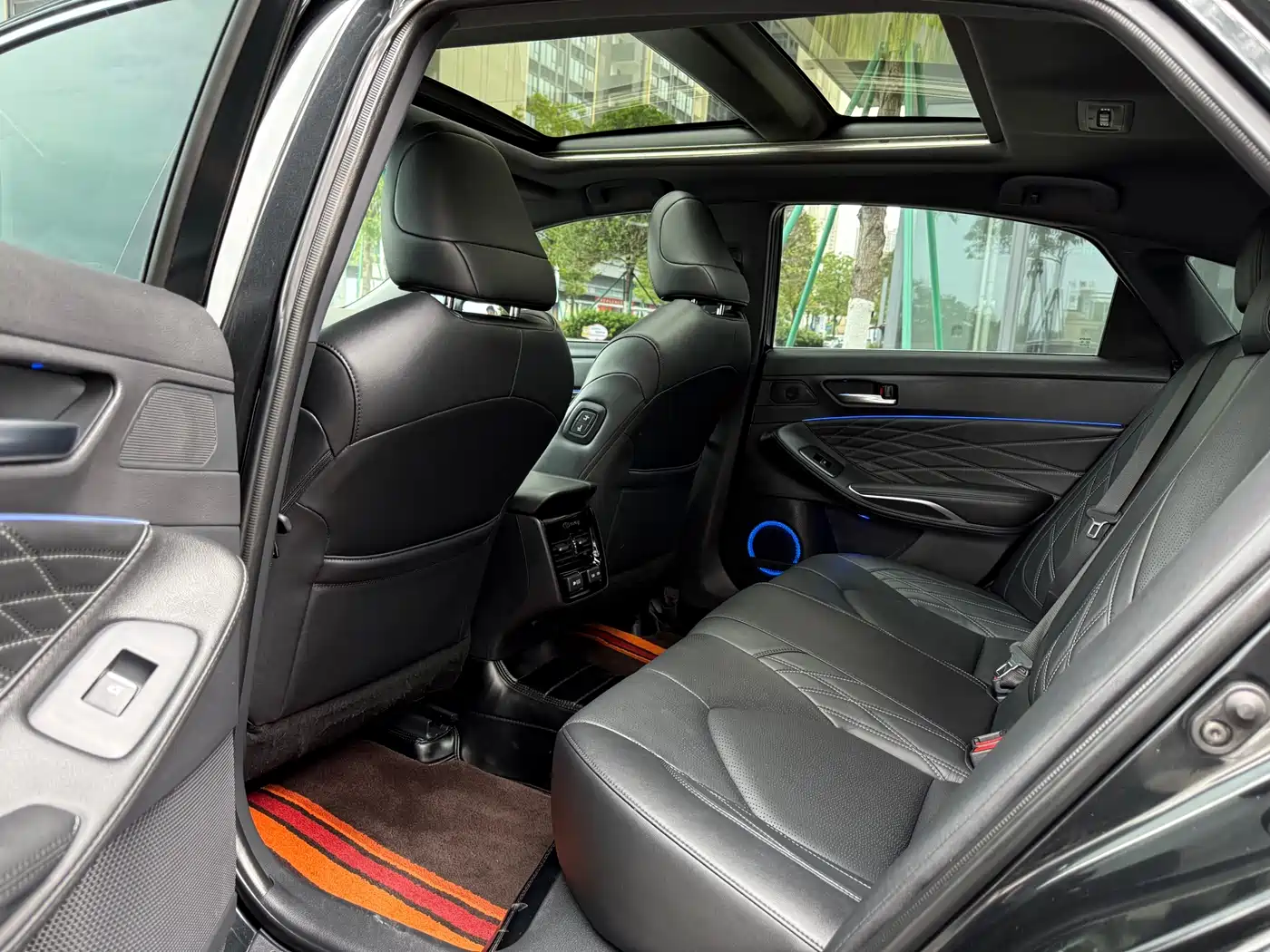 Toyota Avalon 2022 2.5L Touring Premium Edition фото 15