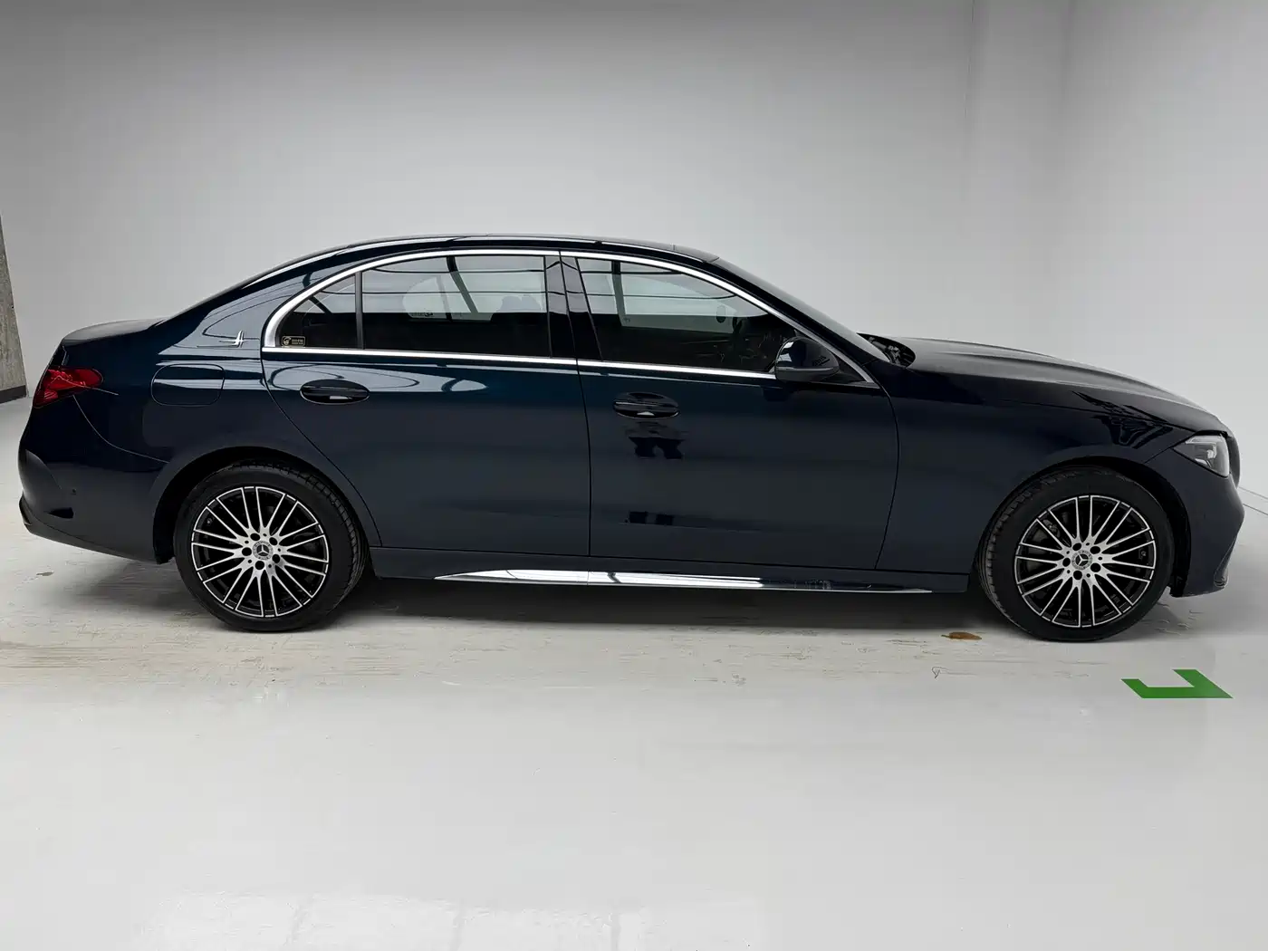 Mercedes-Benz C-Class 2023 Facelift II C 260 L Sport Edition фото 9