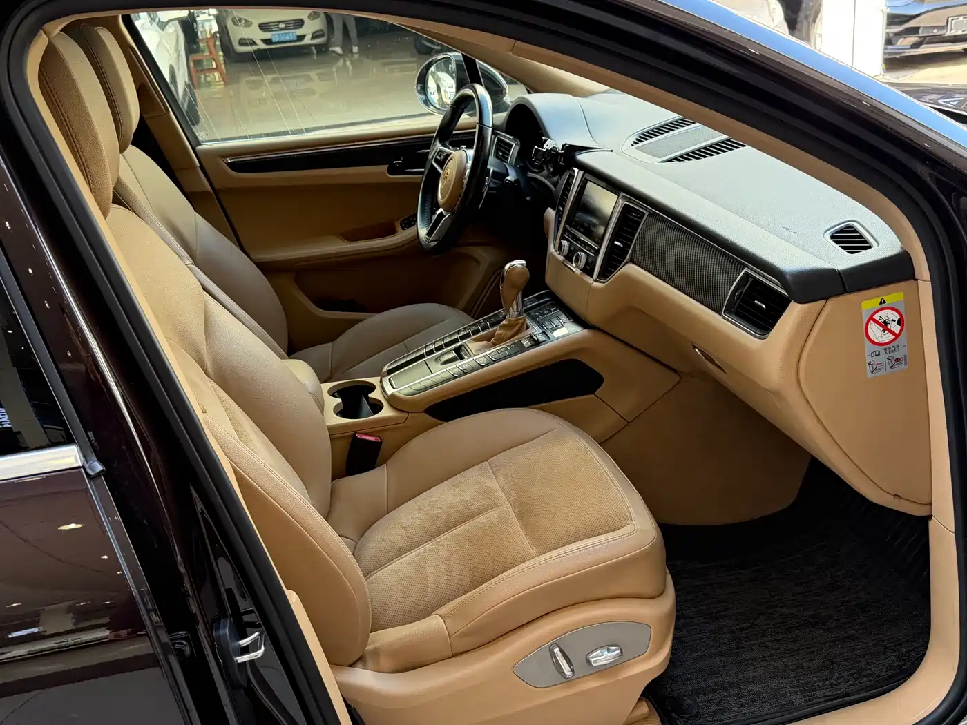 Porsche Macan 2014 Macan 2.0T фото 15