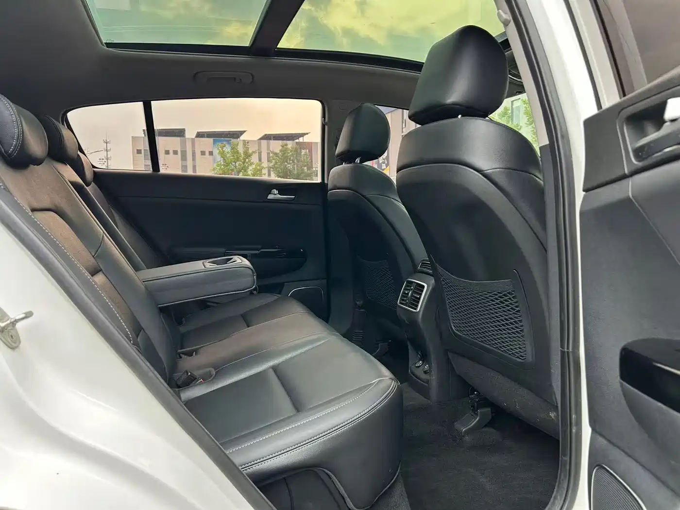 Kia KX5 2018 2017 1.6T Automatic 2WD 15th Anniversary Special DLX