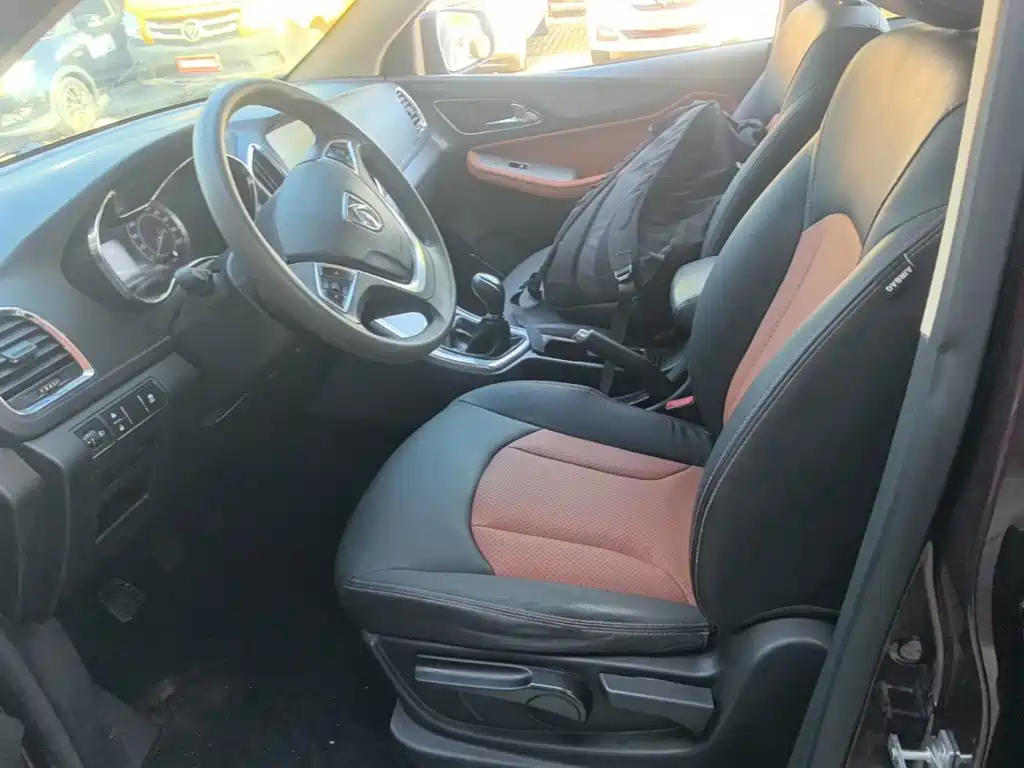 Baojun 560 2017 2015 1.8L Manual Elite