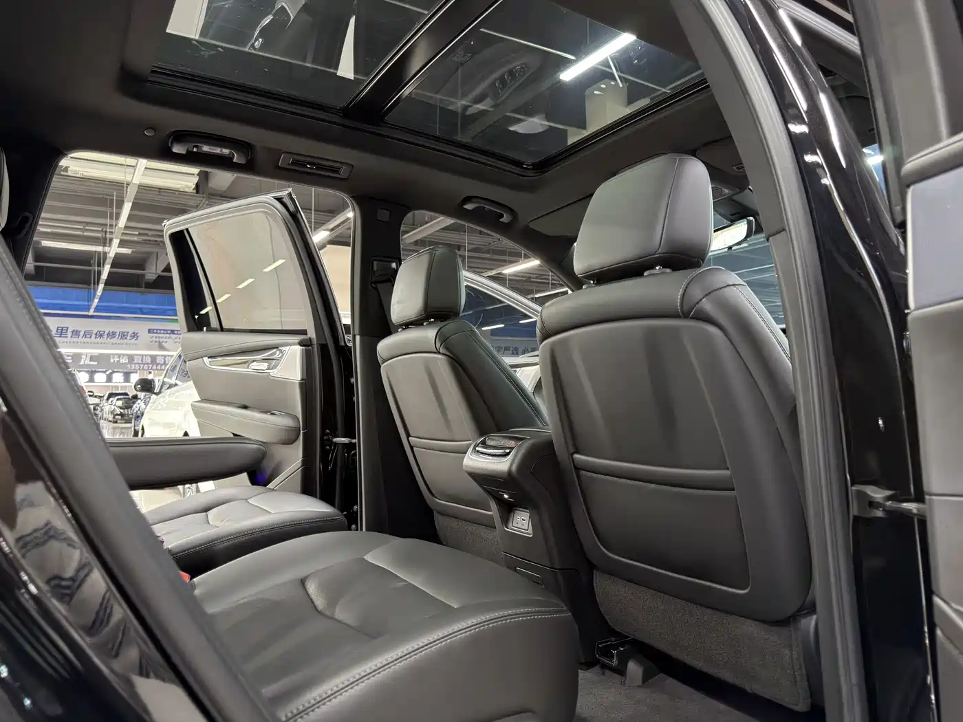 Cadillac XT6 2023 2022 2.0T 6-Seater 4WD Premium Edition
