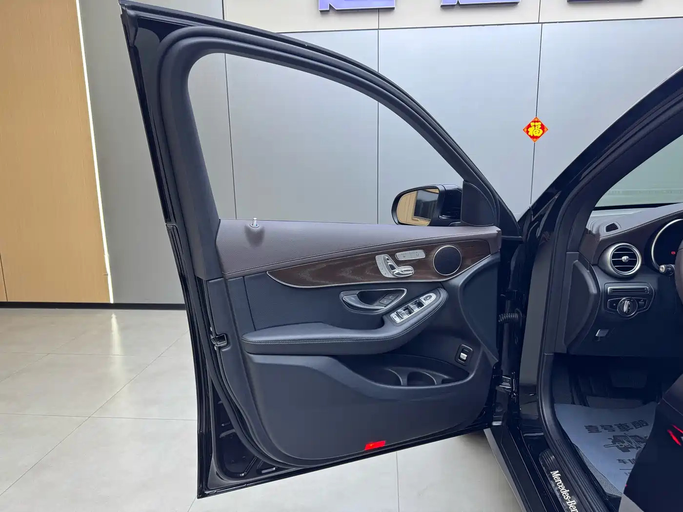 Mercedes-Benz GLC 2021 GLC 260 L 4MATIC Luxury фото 7