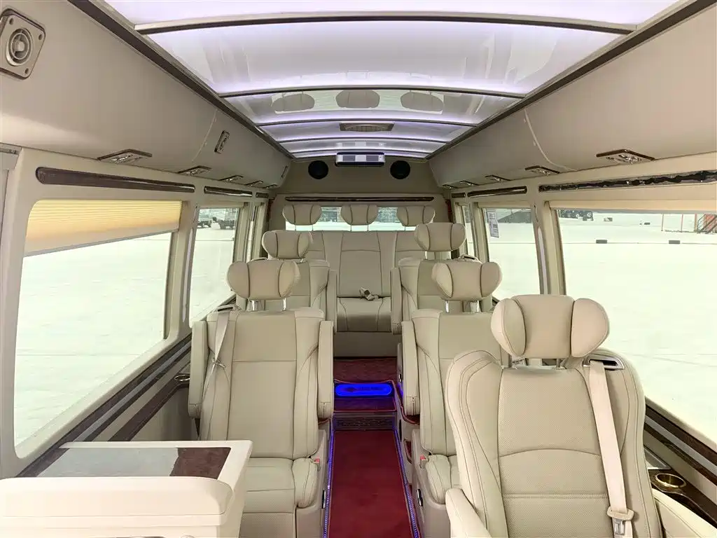 Toyota Coaster 2015 4.0L Premium Bus GRB53L-ZCMSK 20-seater Special Edition фото 7