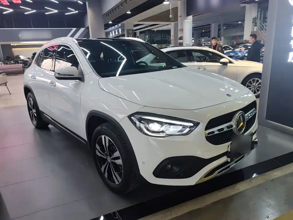 Mercedes-Benz GLA 2022 Facelift GLA 200 фото 22