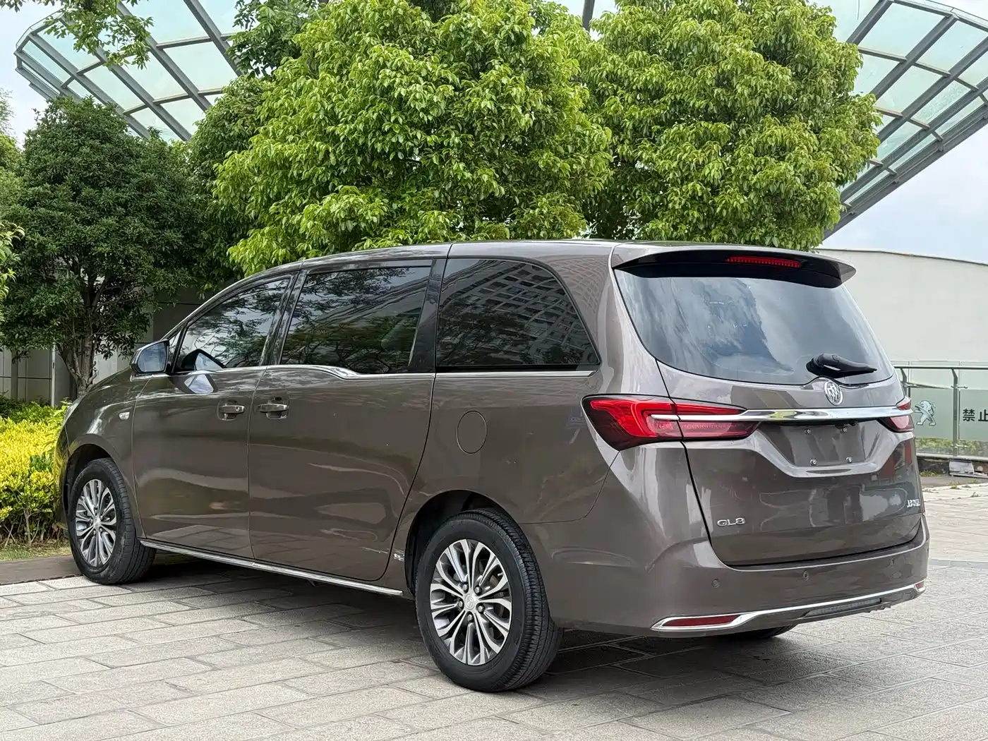 BUICK GL8