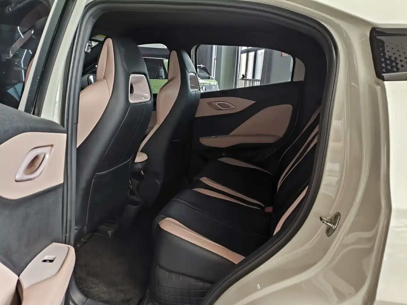 BYD Seagull 2024 Glory Edition 305km Freedom Edition фото 9