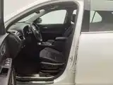 Фото 10 - Chevrolet Equinox