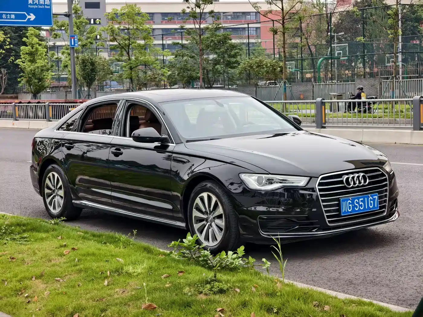 Audi A6L 2016 30 FSI Technology фото 2