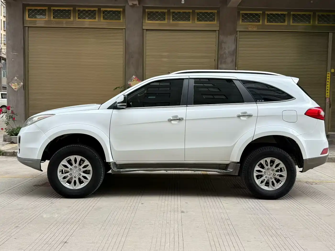 Jiangling Yusheng S350 2014 2013 2.4T Automatic 4WD Diesel Premium Luxury 5-seater