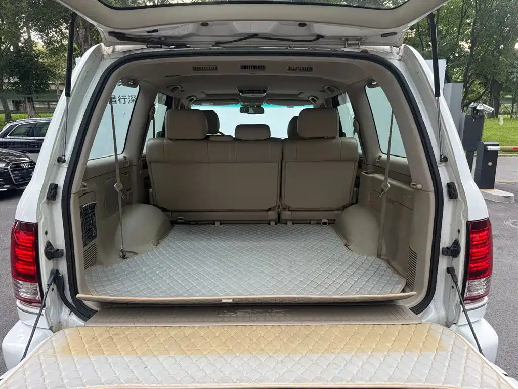 Lexus LX 2006 2005 470