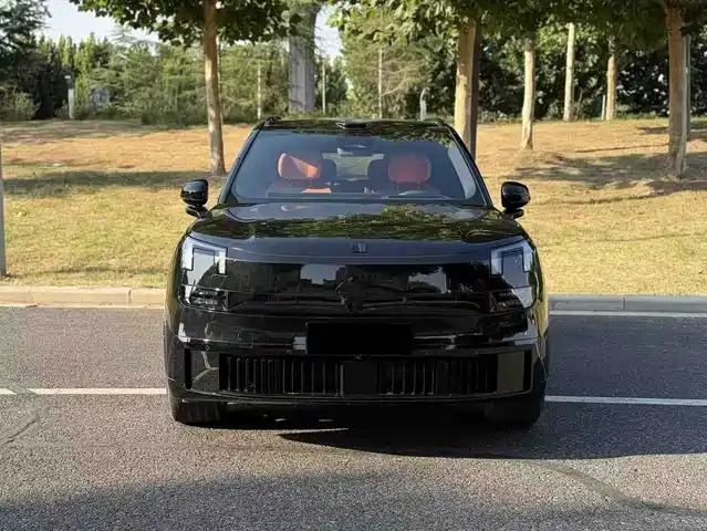 Lynk & Co 900 1.5T Halo 6座