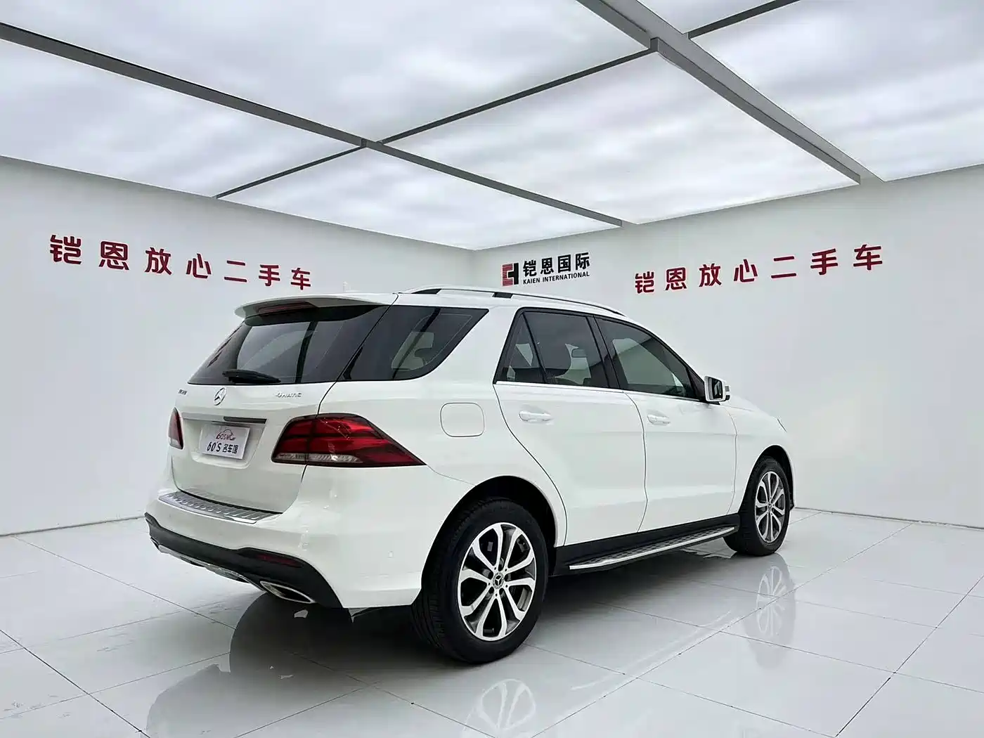 Mercedes-Benz GLE 2017 GLE 320 4MATIC Luxury фото 6