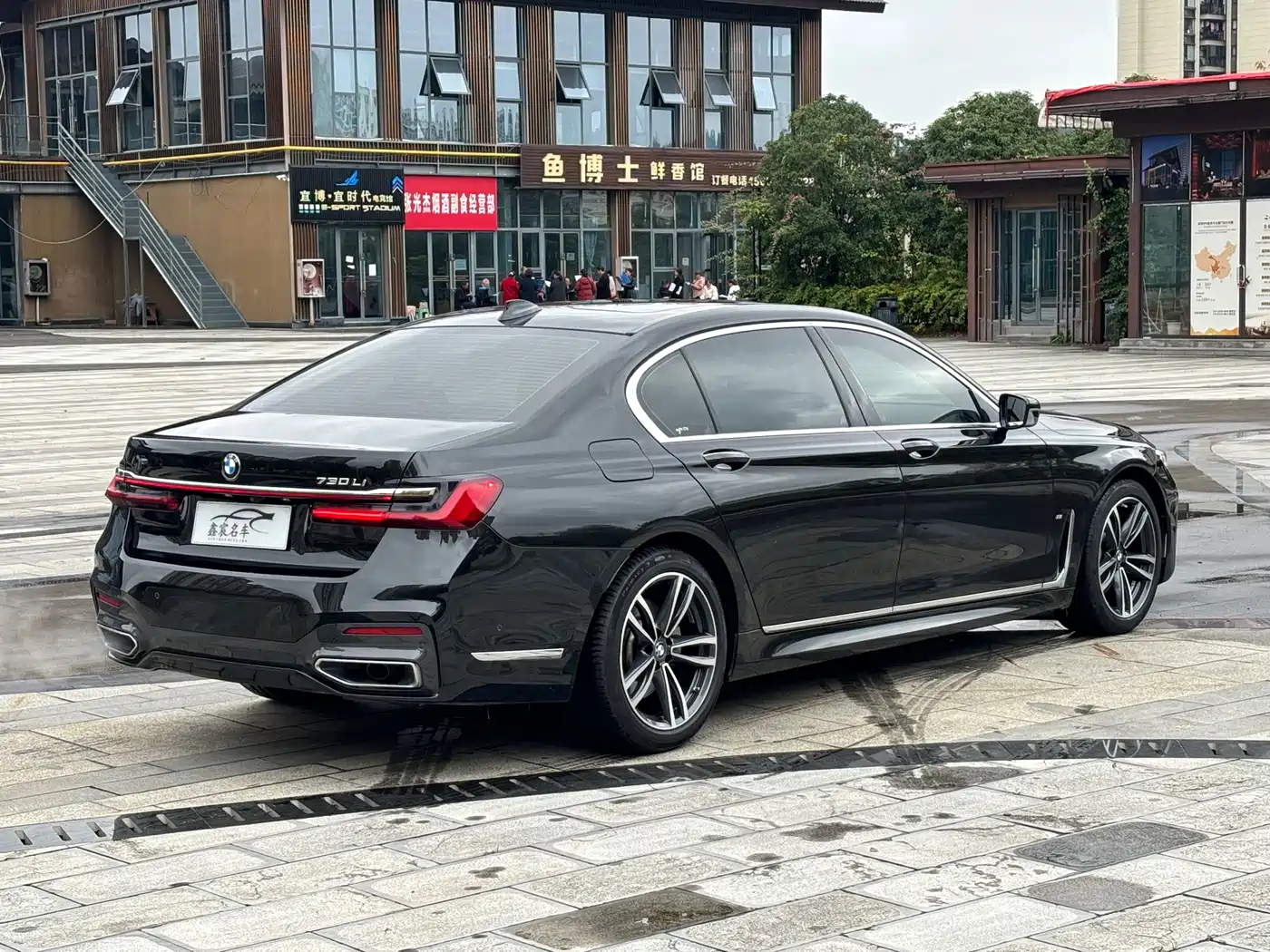 BMW 7 Series 2021 Model 730Li M Sport Package фото 8
