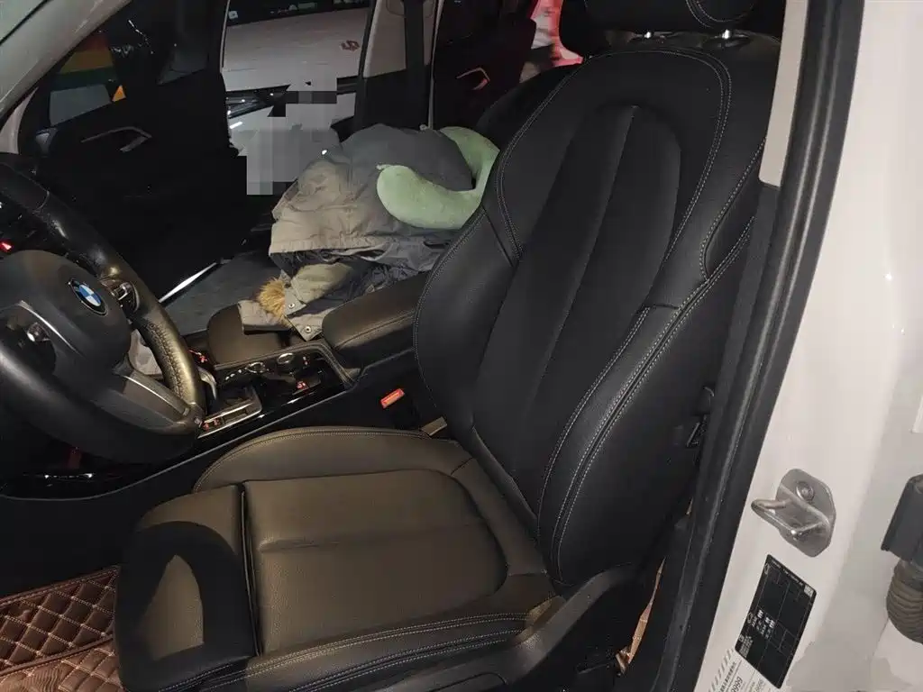 BMW 1 Series 2020 Model 120i M Sport Package фото 12