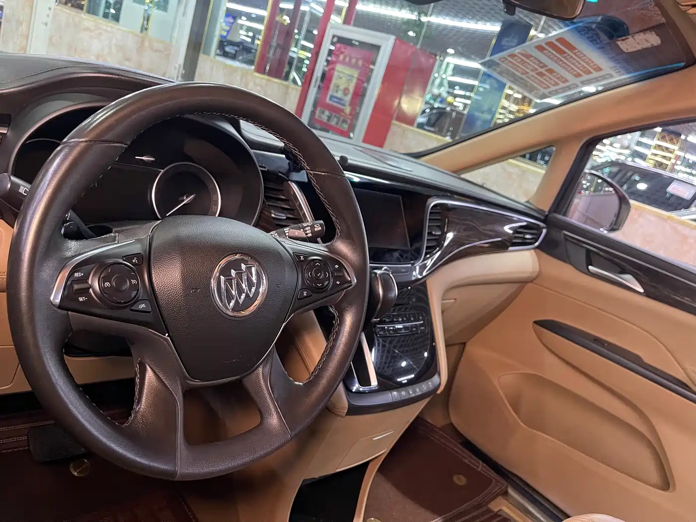 Buick GL8 2017 ES 28T Luxury China V фото 18