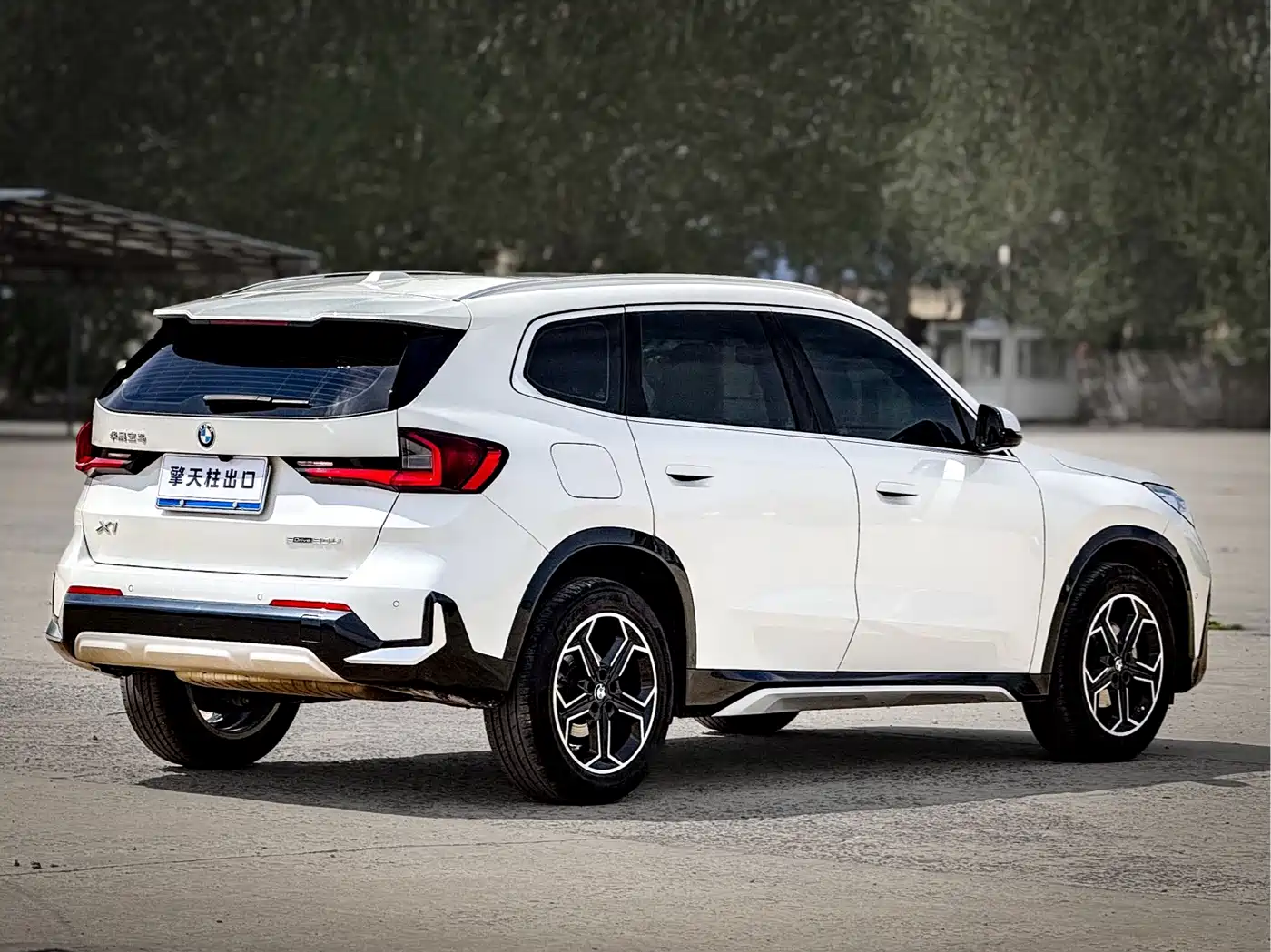 BMW X1 2023 sDrive20Li X Design Package фото 6