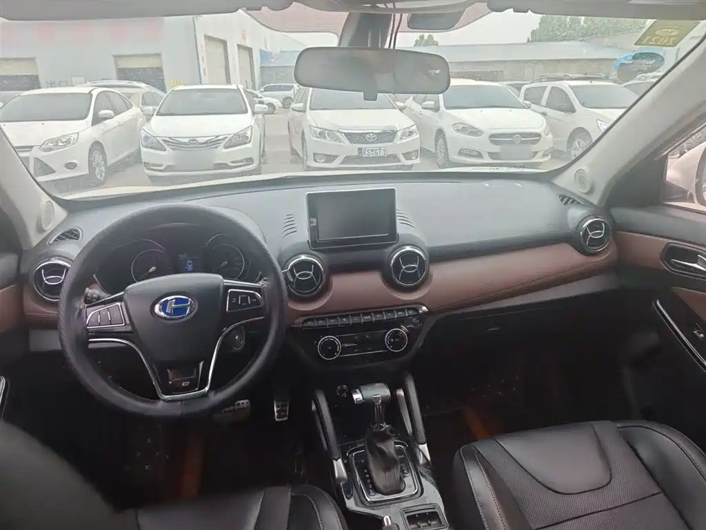 BAIC Changhe Q35 2017 2016 1.5L Automatic Smart Edition