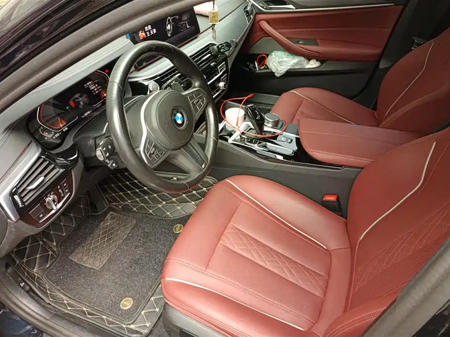 BMW 5 Series 2022 Model Second Facelift 530Li Leading M Sport Package фото 9