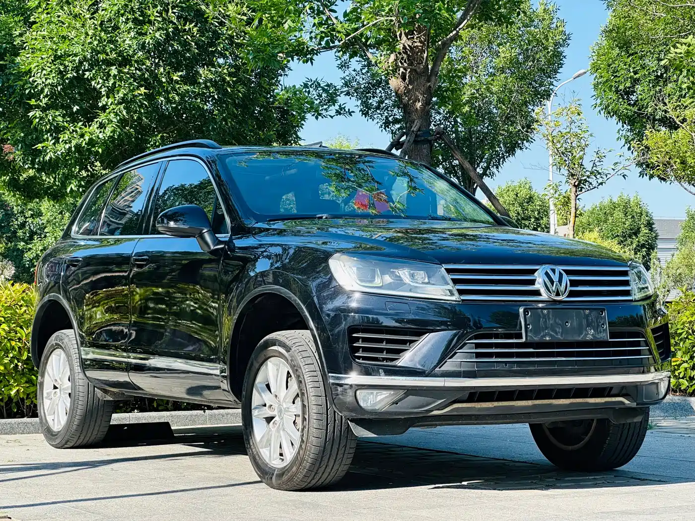 Volkswagen Touareg 2017 3.0TSI Explorer Edition фото 3
