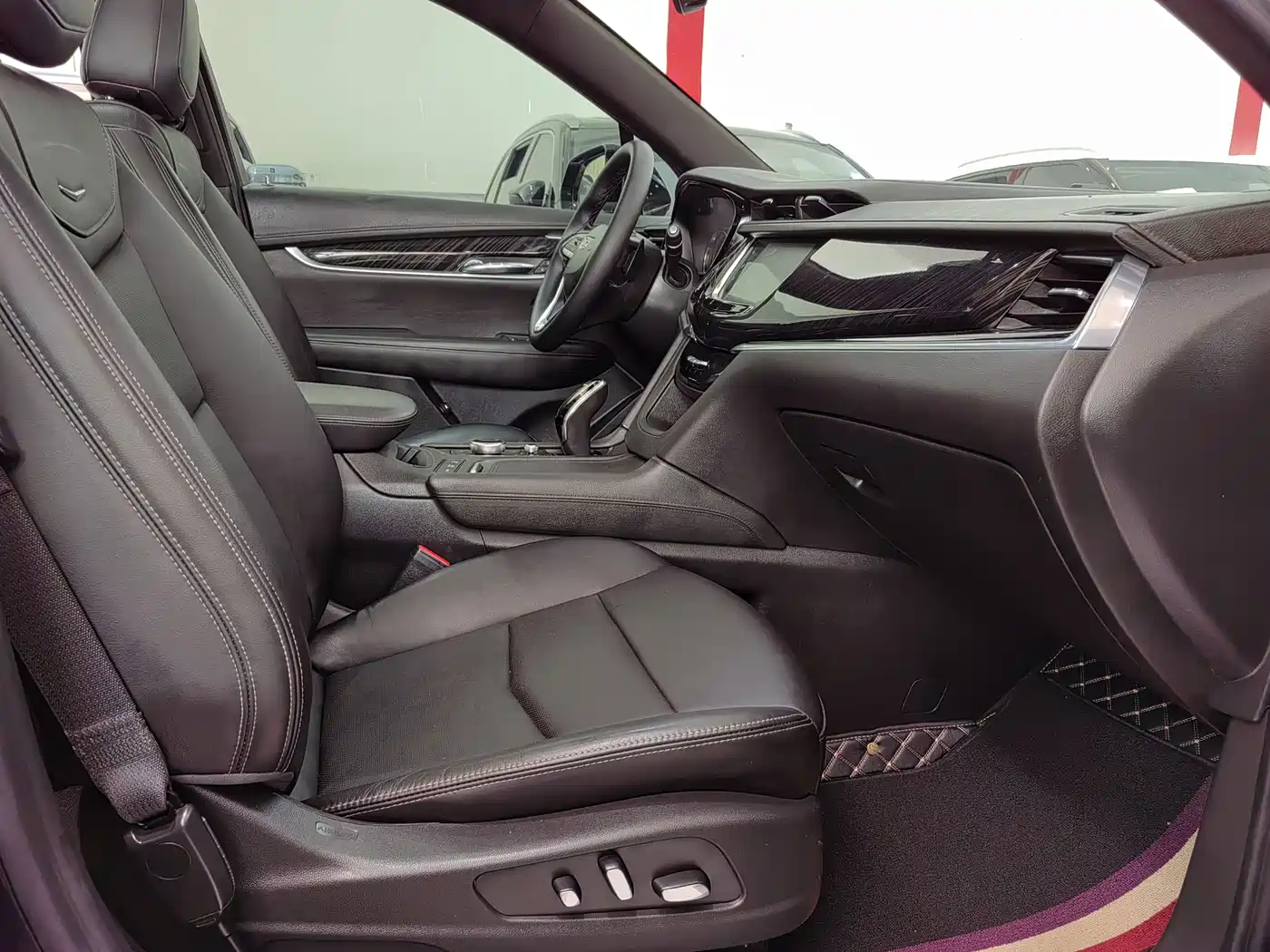 Cadillac XT6 2020 28T 6-Seater 4WD Luxury Model фото 16